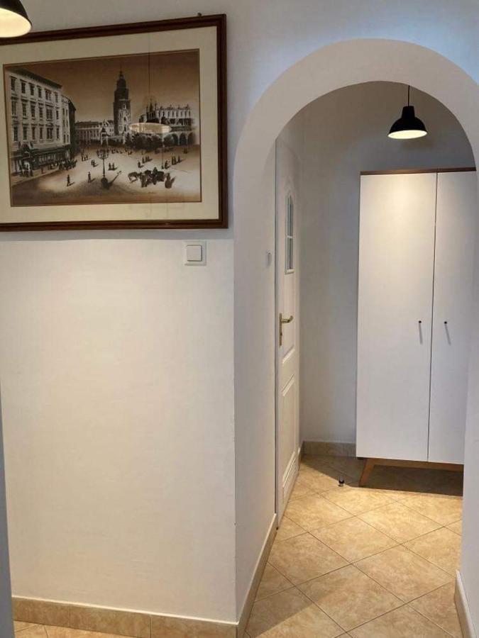 Urocze Mieszkanie W Krakowskiej Kamienicy エクステリア 写真